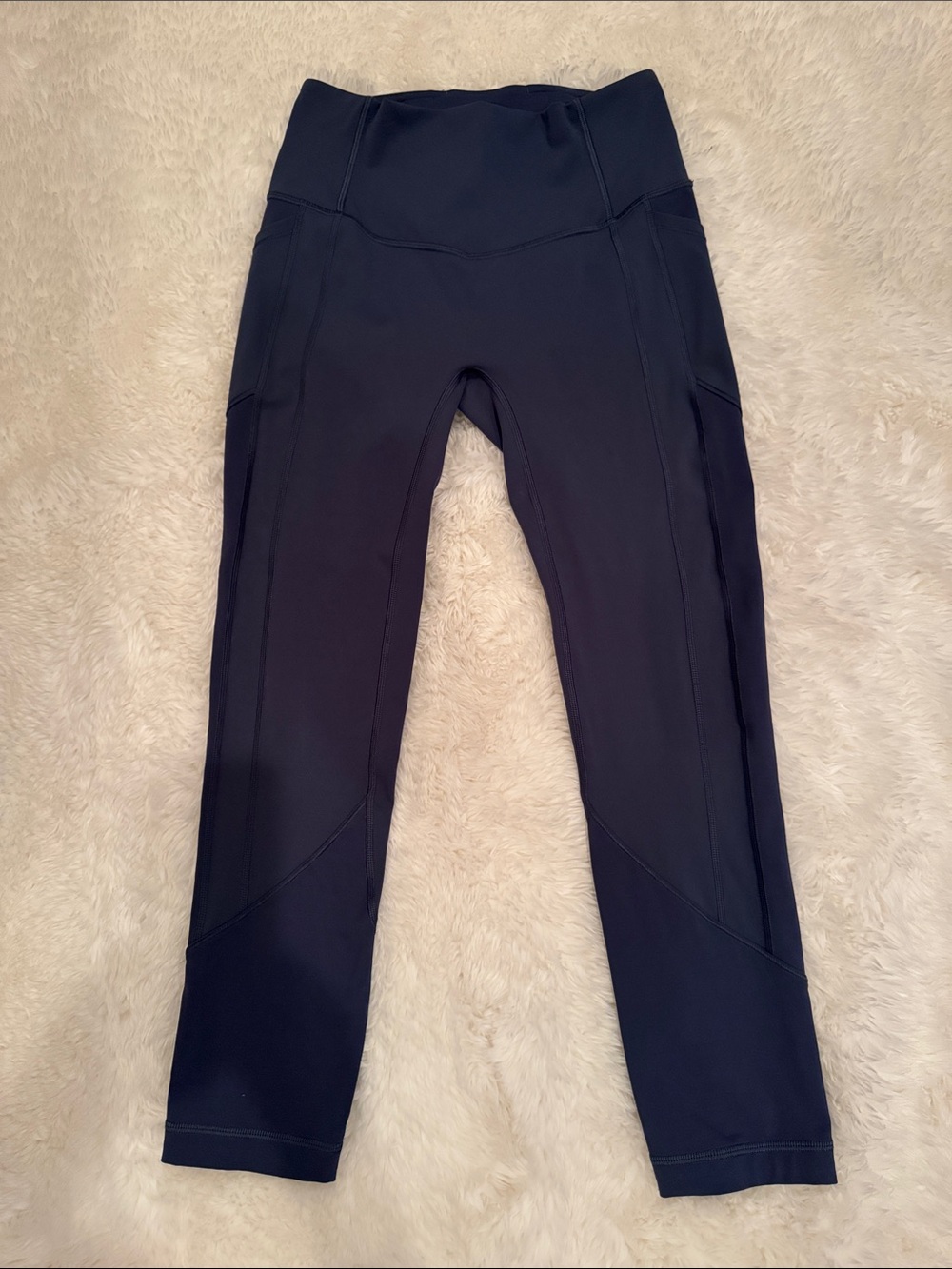 Lululemon Leggings with pockets - Blue (Size 6)